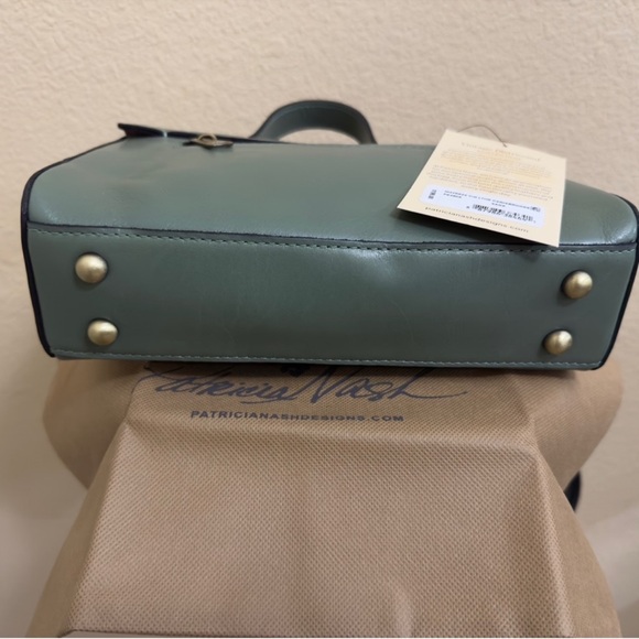NWOT Women PATRICIA NASH Distressed Carisbrooke Sage Leather crossbody satchel.
